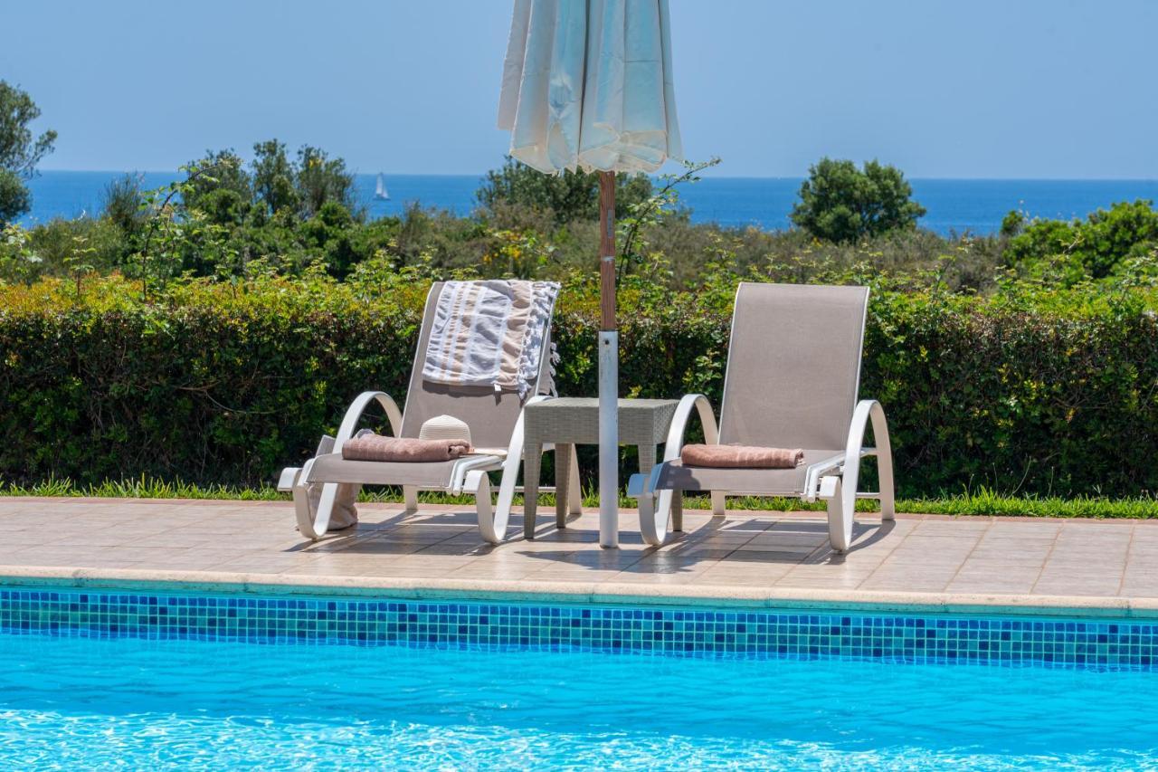 Monambeles Villas Свороната Екстериор снимка