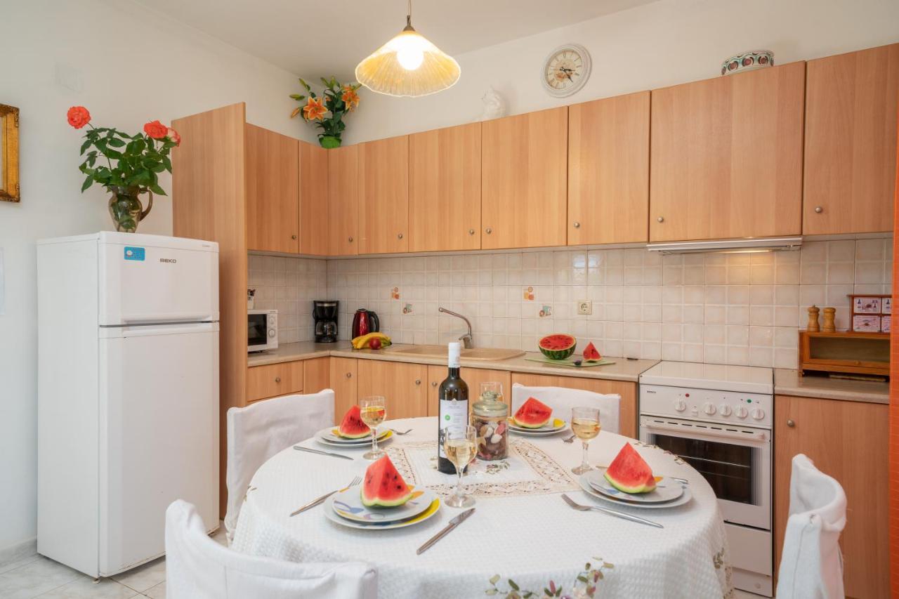 Monambeles Villas Свороната Екстериор снимка