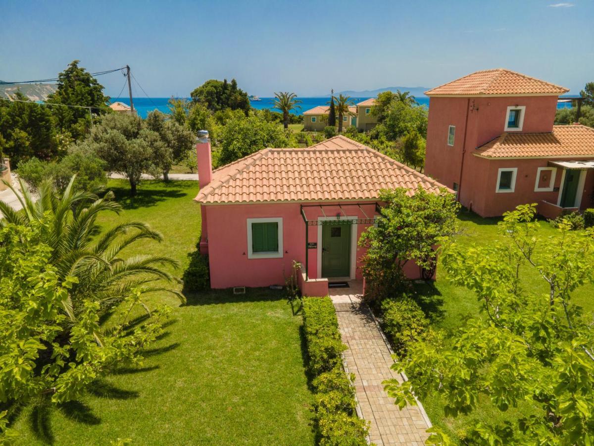 Monambeles Villas Свороната Екстериор снимка