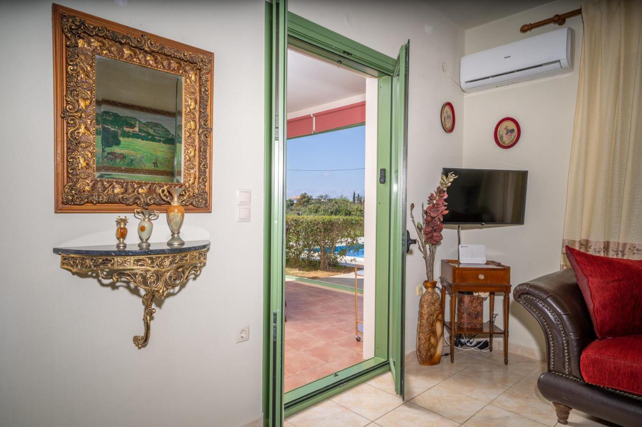 Monambeles Villas Свороната Екстериор снимка