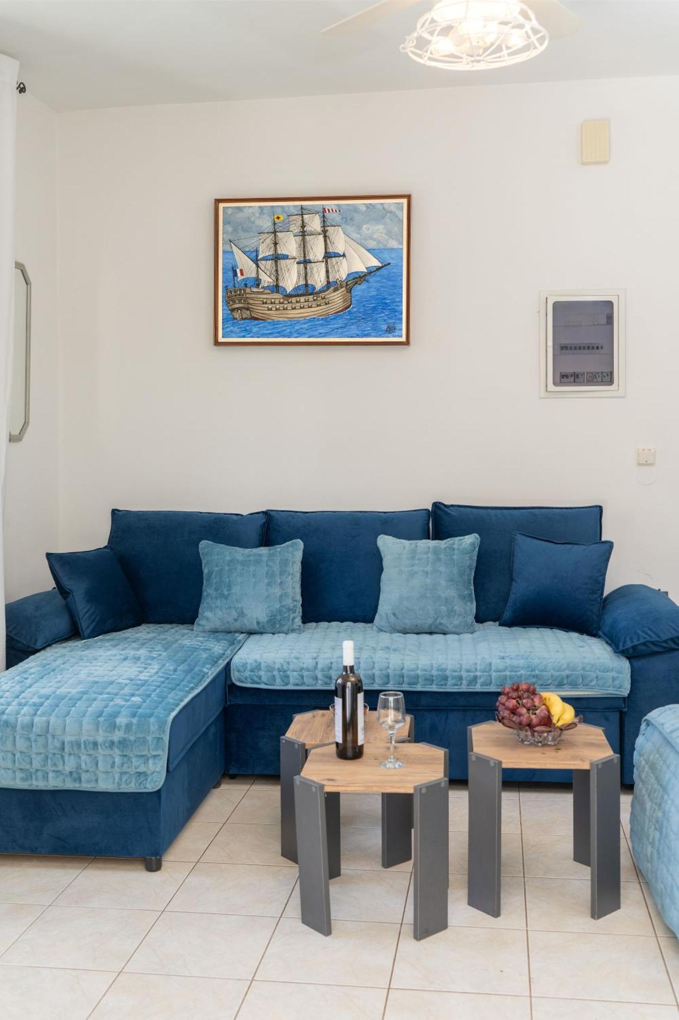 Monambeles Villas Свороната Екстериор снимка