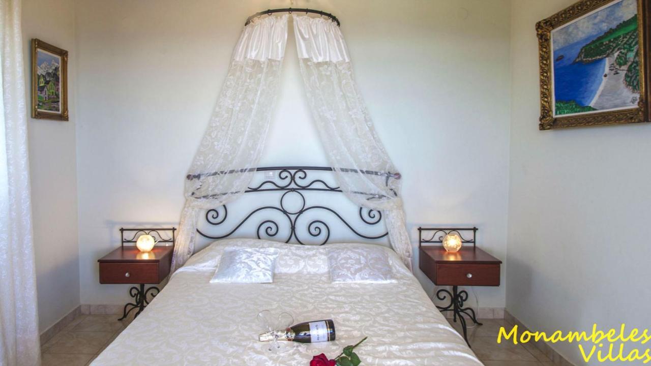 Monambeles Villas Свороната Екстериор снимка